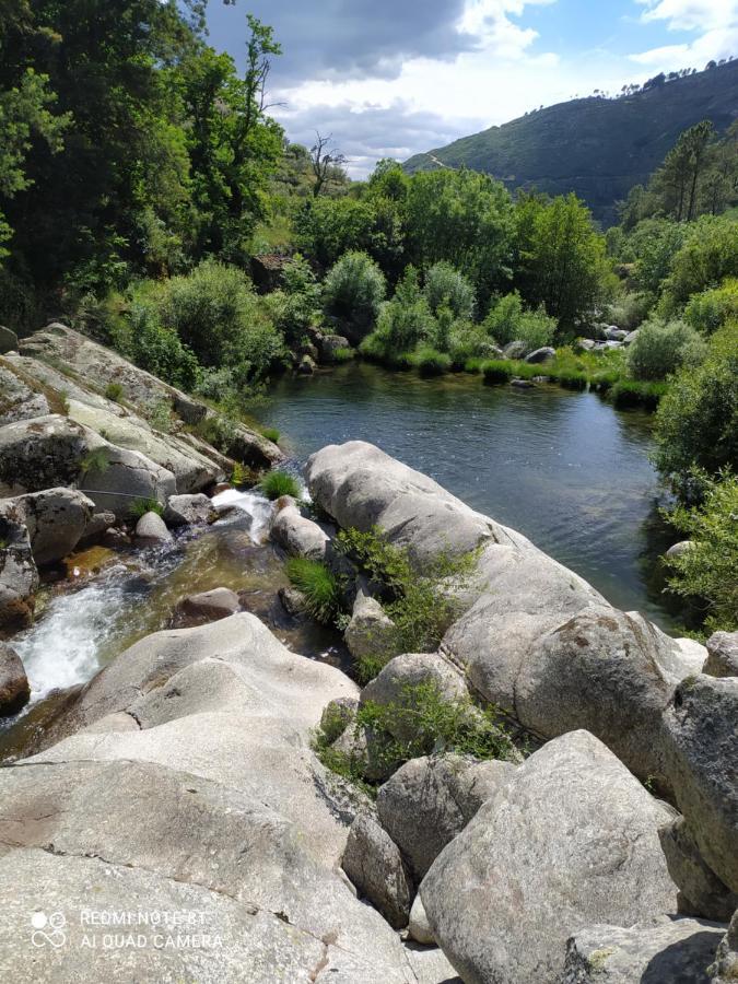 Abrigo Do Cabecinho - Serra Da Estrela Cortes do Meio Exterior foto